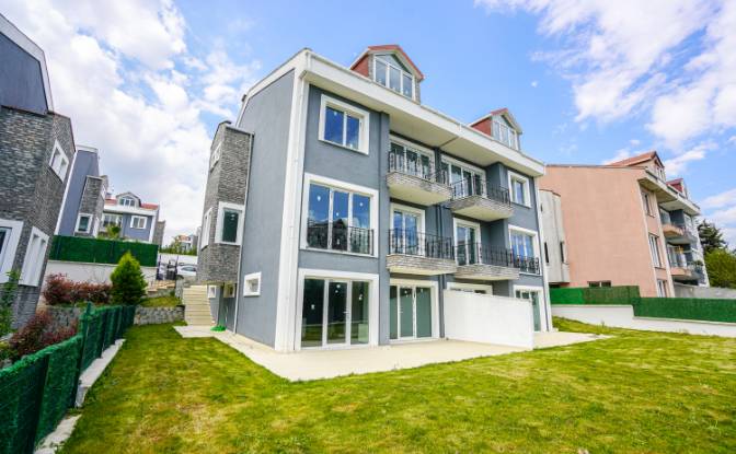 Villa for Sale Bahcesehir 2 Kisim Mh. Photo#1 Villa for Sale Bahcesehir 2 Kisim Mh. Photo#1