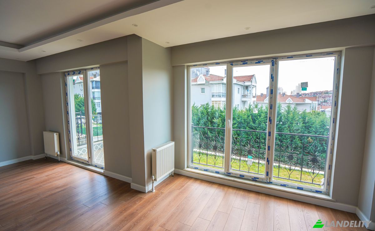 Villa for Sale Bahcesehir 2 Kisim Mh, Turgut Ozal Blv 60O, 34488 Basaksehir Istanbul, Istanbul, Basaksehir, Turkiye. Photo 12