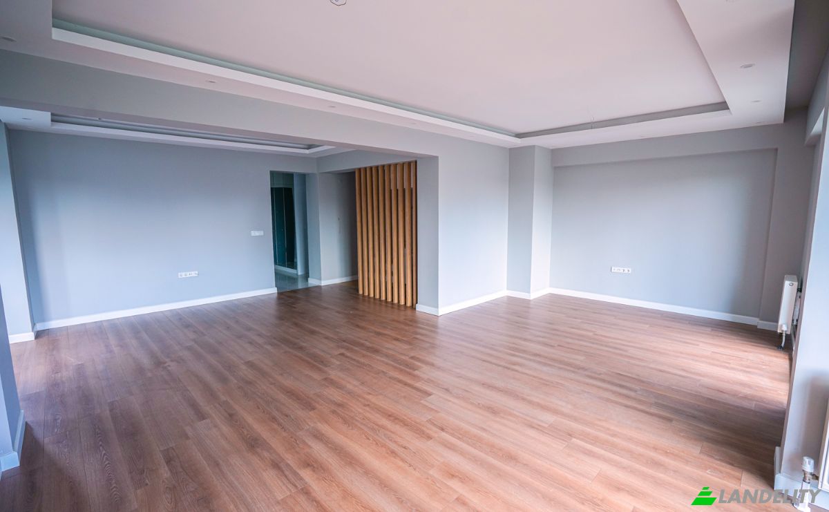 Villa for Sale Bahcesehir 2 Kisim Mh, Turgut Ozal Blv 60O, 34488 Basaksehir Istanbul, Istanbul, Basaksehir, Turkiye. Photo 9