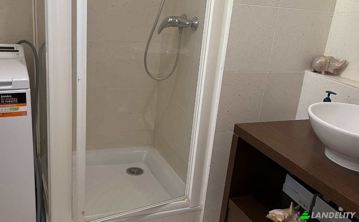 Apartment for Sale 151 Av de la Lanterne, 06200 Nice, Nice, Alpes-Maritimes, Provence-Alpes-Cote dAzur, France. Photo 16