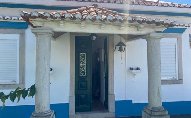 Townhouse for Sale R da Liberdade 15. Photo#2 Townhouse for Sale R da Liberdade 15. Photo#2