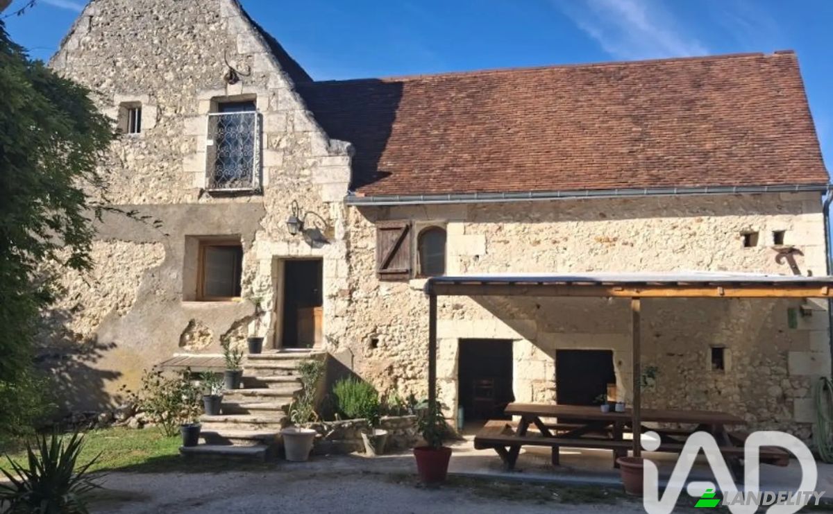 Single Family Home for Sale 1 Chem des Moines, 37310 Azay-sur-Indre, Azay-sur-Indre, Indre-et-Loire, Centre-Val de Loire, France. Photo 21
