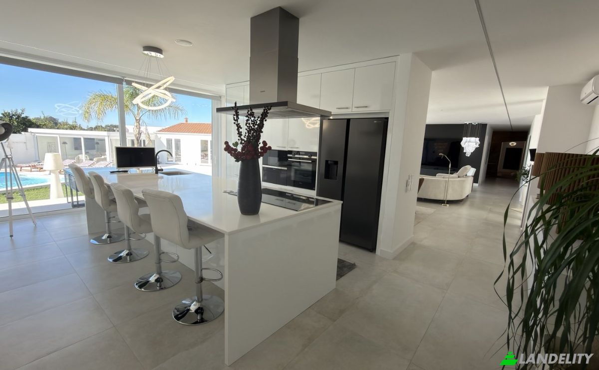 Townhouse for Sale R de Mosteiro 205, 4485-935 Mosteiro, Mosteiro, Vila do Conde, Porto District, Portugal. Photo 5