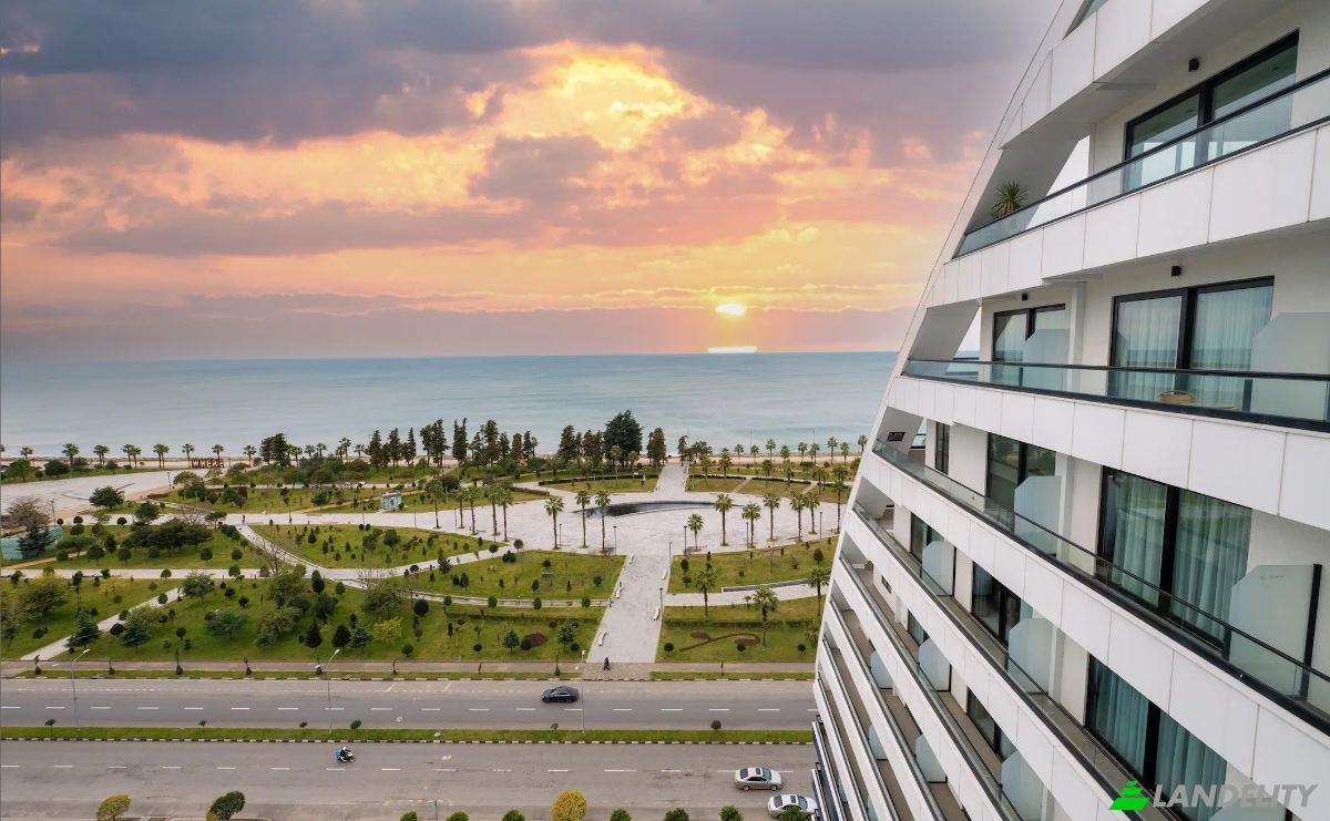 Hotel for Sale 5a Lech and Maria Kaczynski St, Batumi 6000, Batumi, Adjara, Georgia. Photo 6