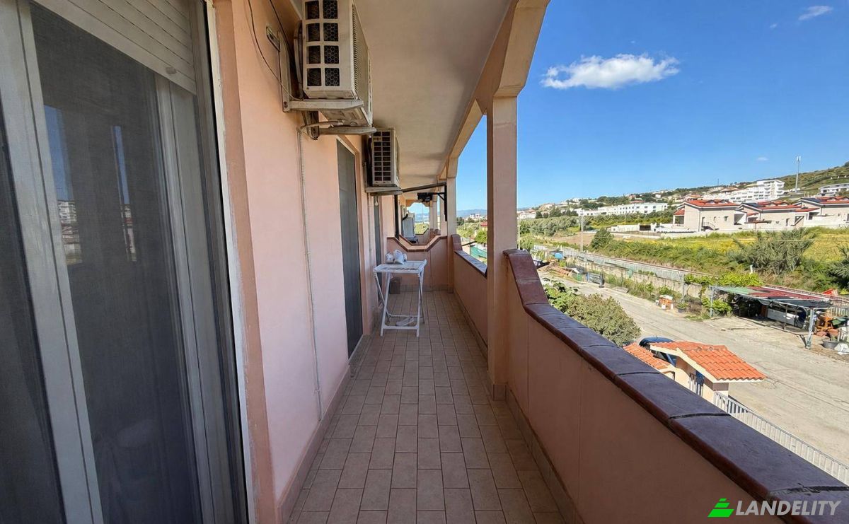 Apartment for Sale Via Vigliarolo, 88100 Catanzaro CZ, Catanzaro, Province of Catanzaro, Calabria, Italy. Photo 17
