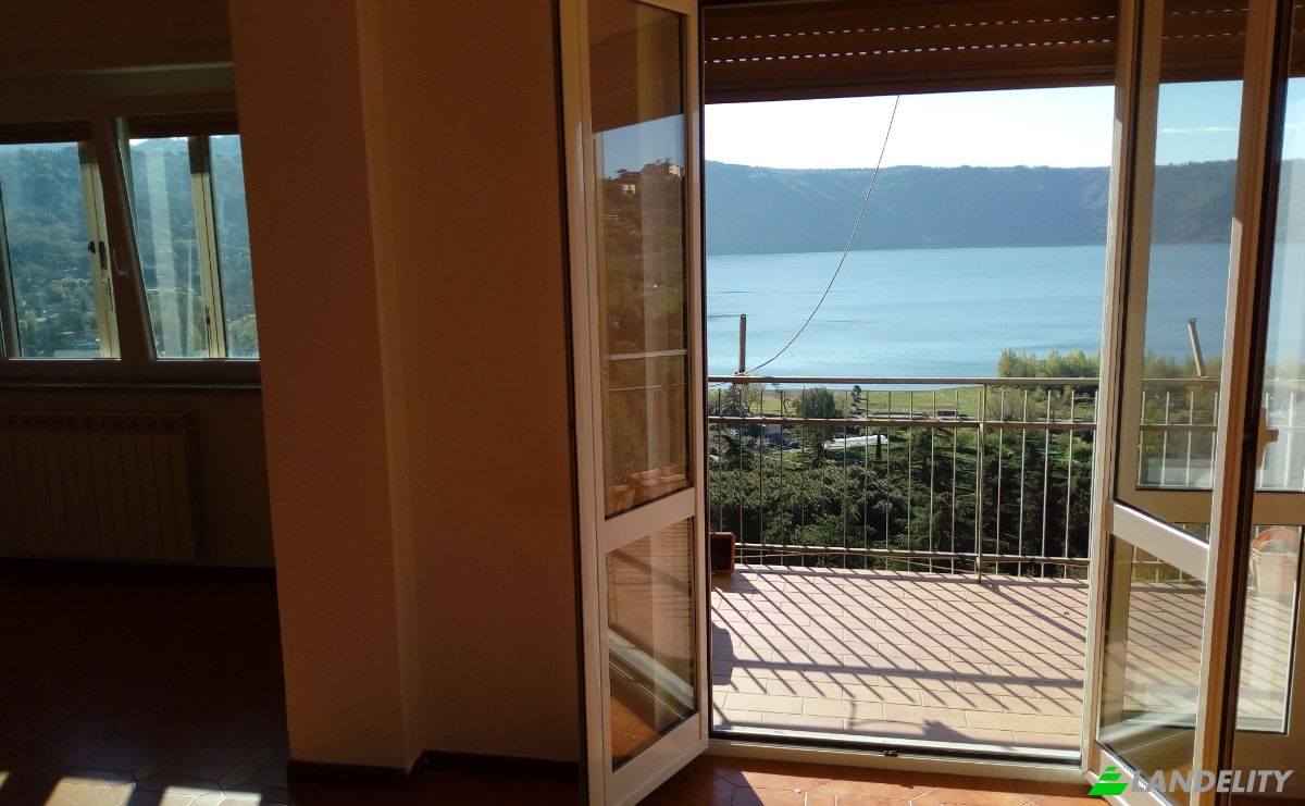 Apartment for Sale Viale Bruno Buozzi, 00073 Castel Gandolfo RM, Castel Gandolfo, Metropolitan City of Rome Capital, Lazio, Italy. Photo 12