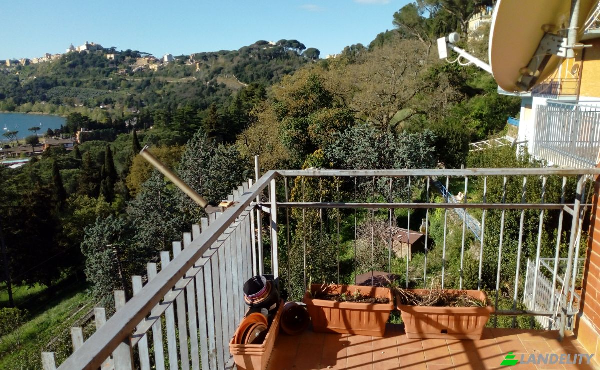 Apartment for Sale Viale Bruno Buozzi, 00073 Castel Gandolfo RM, Castel Gandolfo, Metropolitan City of Rome Capital, Lazio, Italy. Photo 13