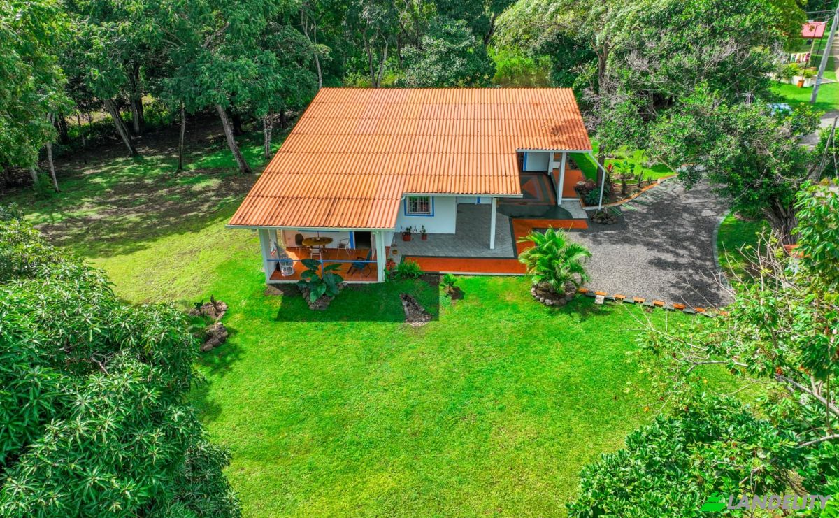 Single Family Home for Sale El Carate, Las Tablas, Los Santos Province, Panama. Photo 1