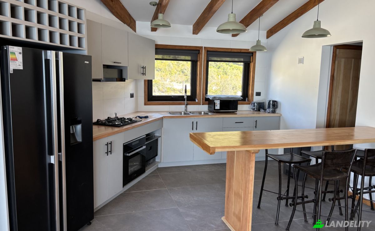 Single Family Home for Sale Ruta 265, Chile Chico, El Porvenir, General Carrera Province, Aysen, Chile. Photo 8