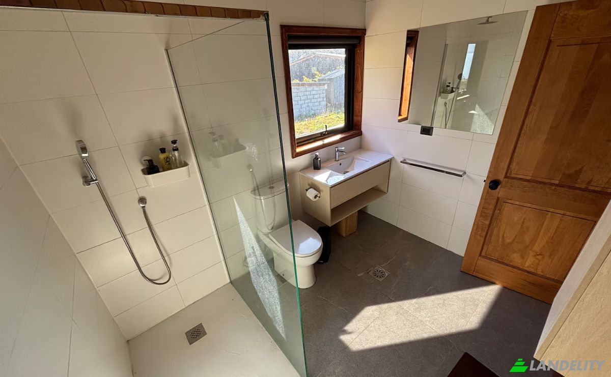 Single Family Home for Sale Ruta 265, Chile Chico, El Porvenir, General Carrera Province, Aysen, Chile. Photo 12