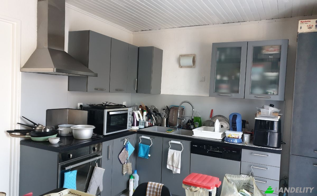 Townhouse for Sale 11 Rue Frederic Auguste Bartholdi, 89600 Saint-Florentin, Saint-Florentin, Yonne, Bourgogne-Franche-Comte, France. Photo 5