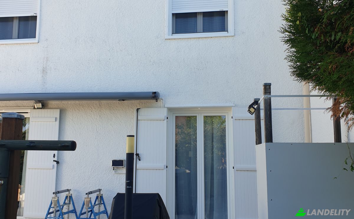 Townhouse for Sale 11 Rue Frederic Auguste Bartholdi, 89600 Saint-Florentin, Saint-Florentin, Yonne, Bourgogne-Franche-Comte, France. Photo 6