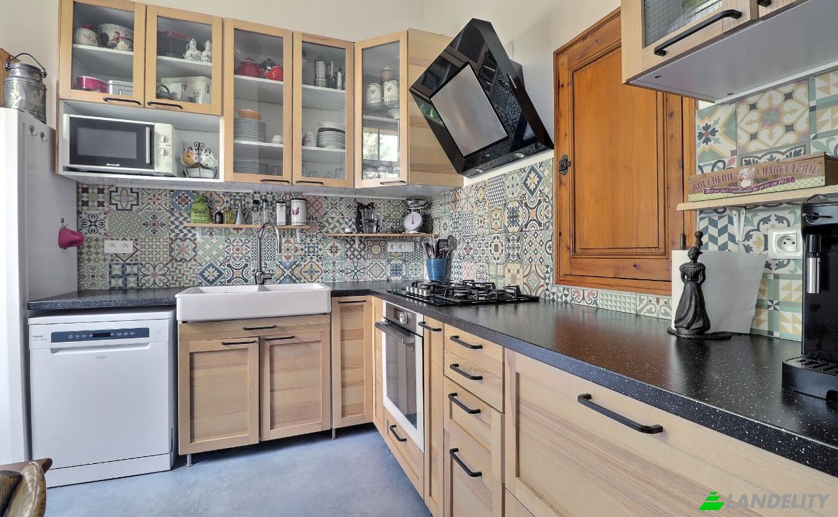 Single Family Home for Sale 4 Res Clair Soleil, 13100 Aix-en-Provence, Aix-en-Provence, Bouches-du-Rhone, Provence-Alpes-Cote dAzur, France. Photo 12