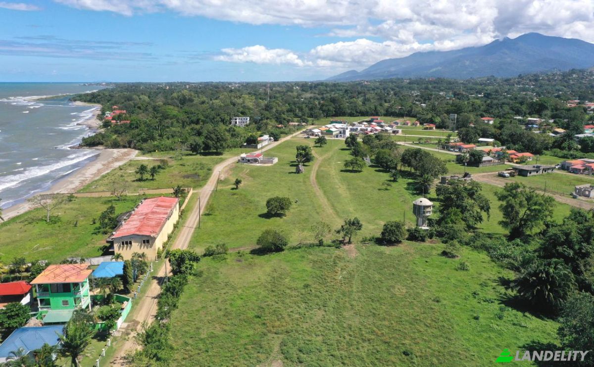 Land Lot for Sale La Ceiba, Atlantida Department, Honduras, Atlantida. Photo 6