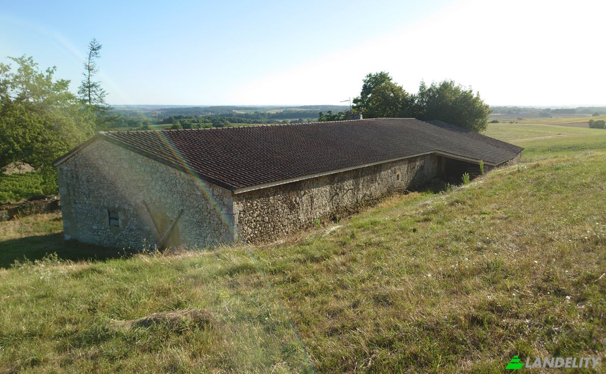 Farm/Ranch for Sale 52 A Laboissiere, 47120 Soumensac, Soumensac, Lot-et-Garonne, Nouvelle-Aquitaine, France. Photo 1