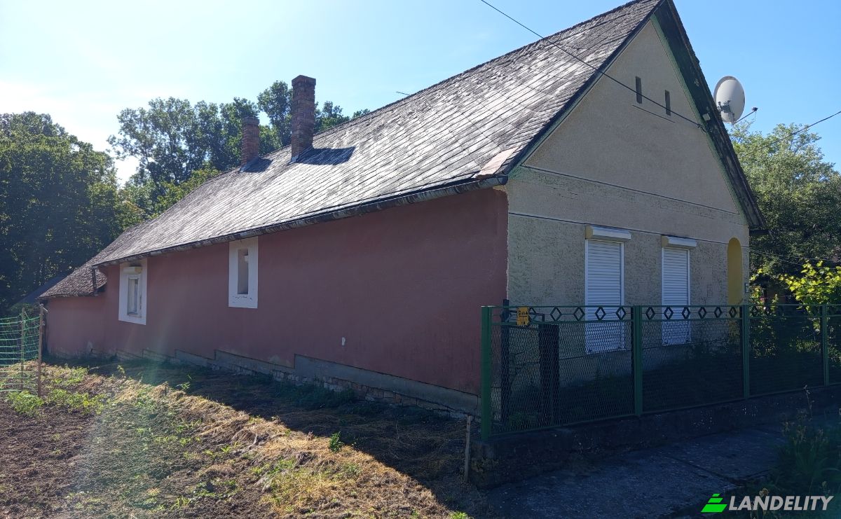 Single Family Home for Sale Somogyegres, Tab District, Somogy County, Hungary, Petofi Sandor u 8, 8666 Hungary. Photo 3