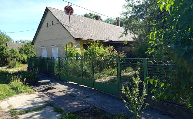 Single Family Home for Sale Somogyegres. Photo#1 Single Family Home for Sale Somogyegres. Photo#1