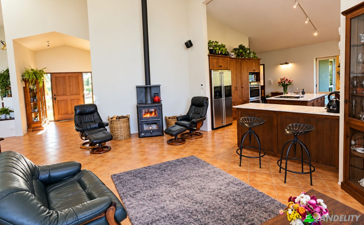 Farm/Ranch for Sale 5633 Kenepuru Road, Marlborough Sounds, Waitaria Bay 7282, Waitaria Bay, Marlborough District, Marlborough Region, New Zealand. Photo 7