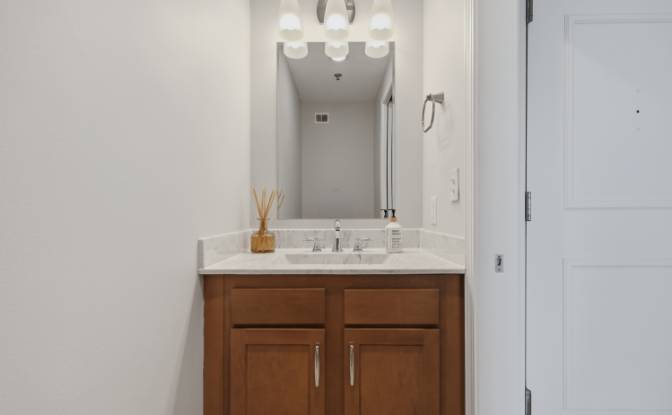 Condo for Sale 210 N Water St, Wilmington. Photo#12