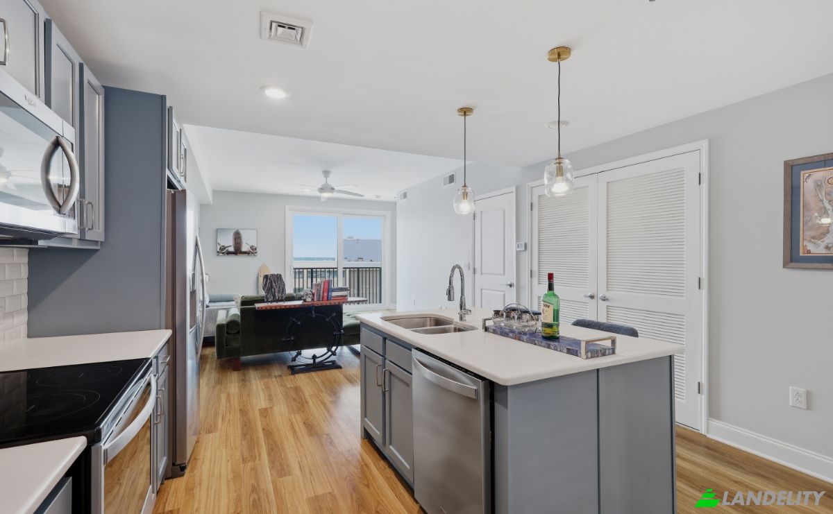 Condo for Sale 210 N Water St, Wilmington, New Hanover County, North Carolina, United States, NC 28401, USA. Photo 8