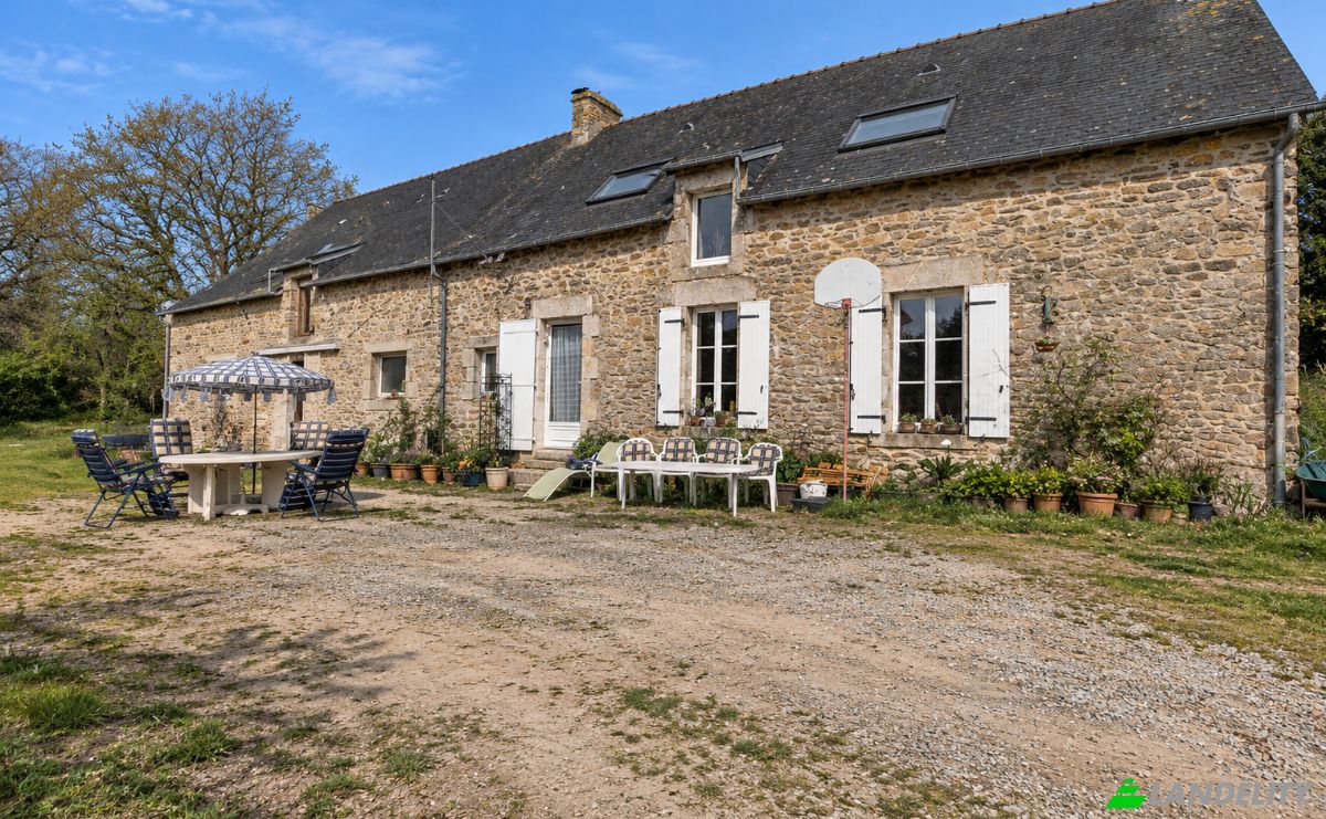 Grondperceel Te koop 4 Quenicouche, 56450 Surzur, Surzur, Morbihan, Brittany, France. Foto 3