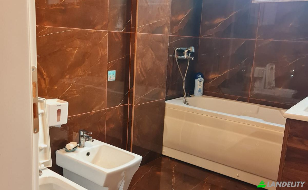 Triplex for Sale Rruga Kasem Durresi 3, Durres, Durres County, Albania. Photo 6