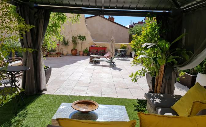 Townhouse for Sale Rue des Cordelieres. Photo#1 Townhouse for Sale Rue des Cordelieres. Photo#1