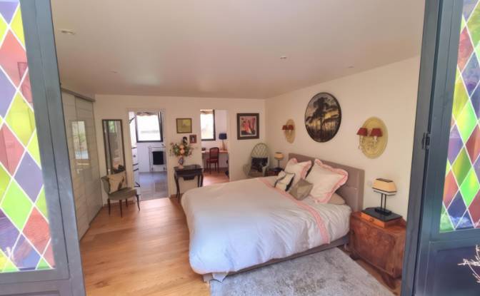 Townhouse for Sale Rue des Cordelieres. Photo#10 Townhouse for Sale Rue des Cordelieres. Photo#10