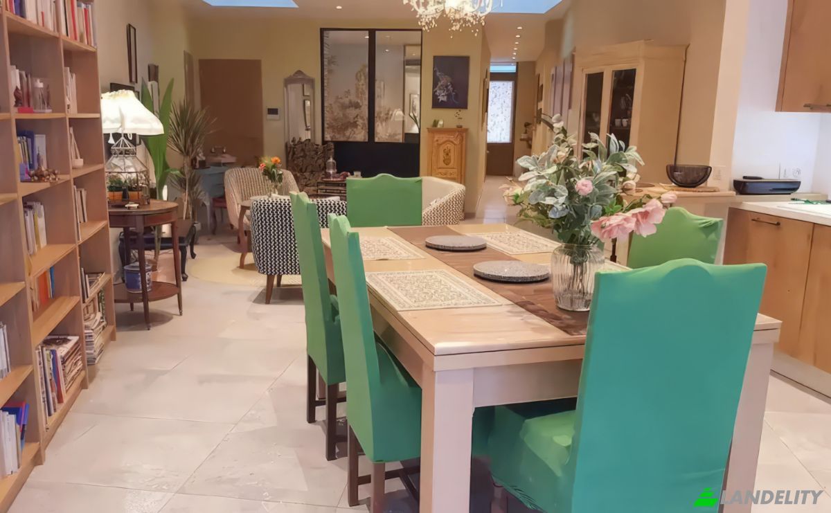 Townhouse for Sale Rue des Cordelieres, 43000 Le Puy-en-Velay, Le Puy, Haute-Loire, Auvergne-Rhone-Alpes, France. Photo 17