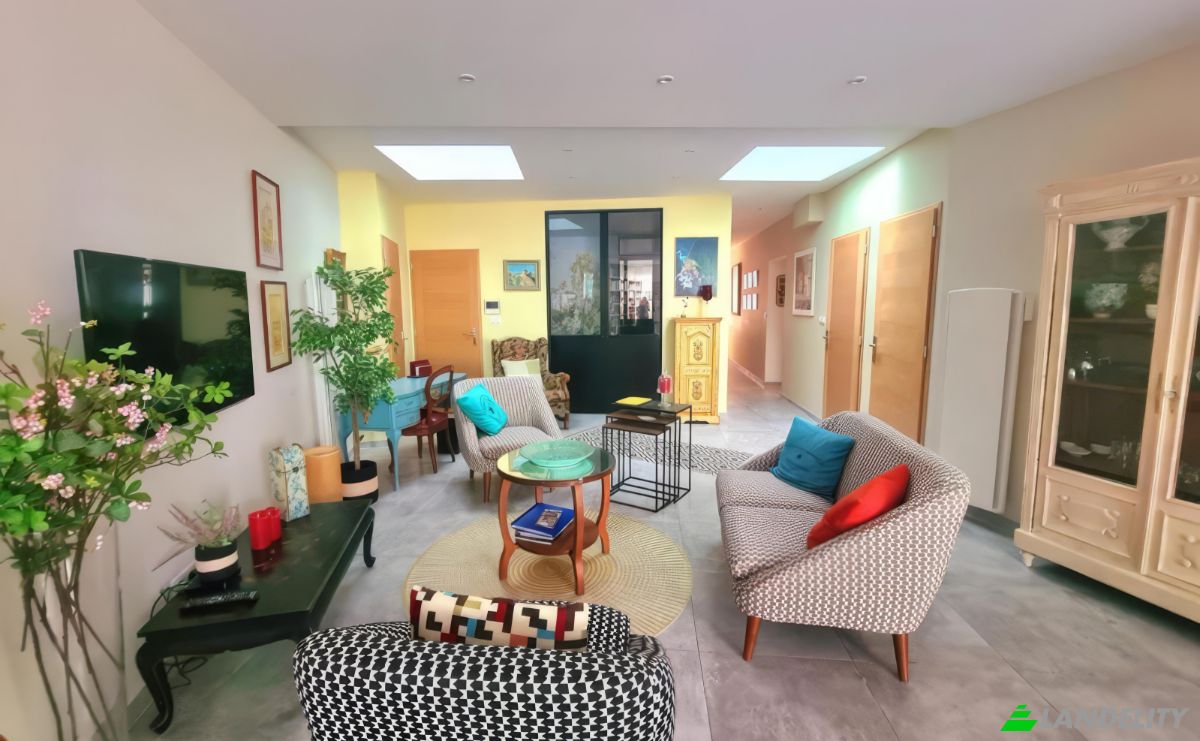 Townhouse for Sale Rue des Cordelieres, 43000 Le Puy-en-Velay, Le Puy, Haute-Loire, Auvergne-Rhone-Alpes, France. Photo 19