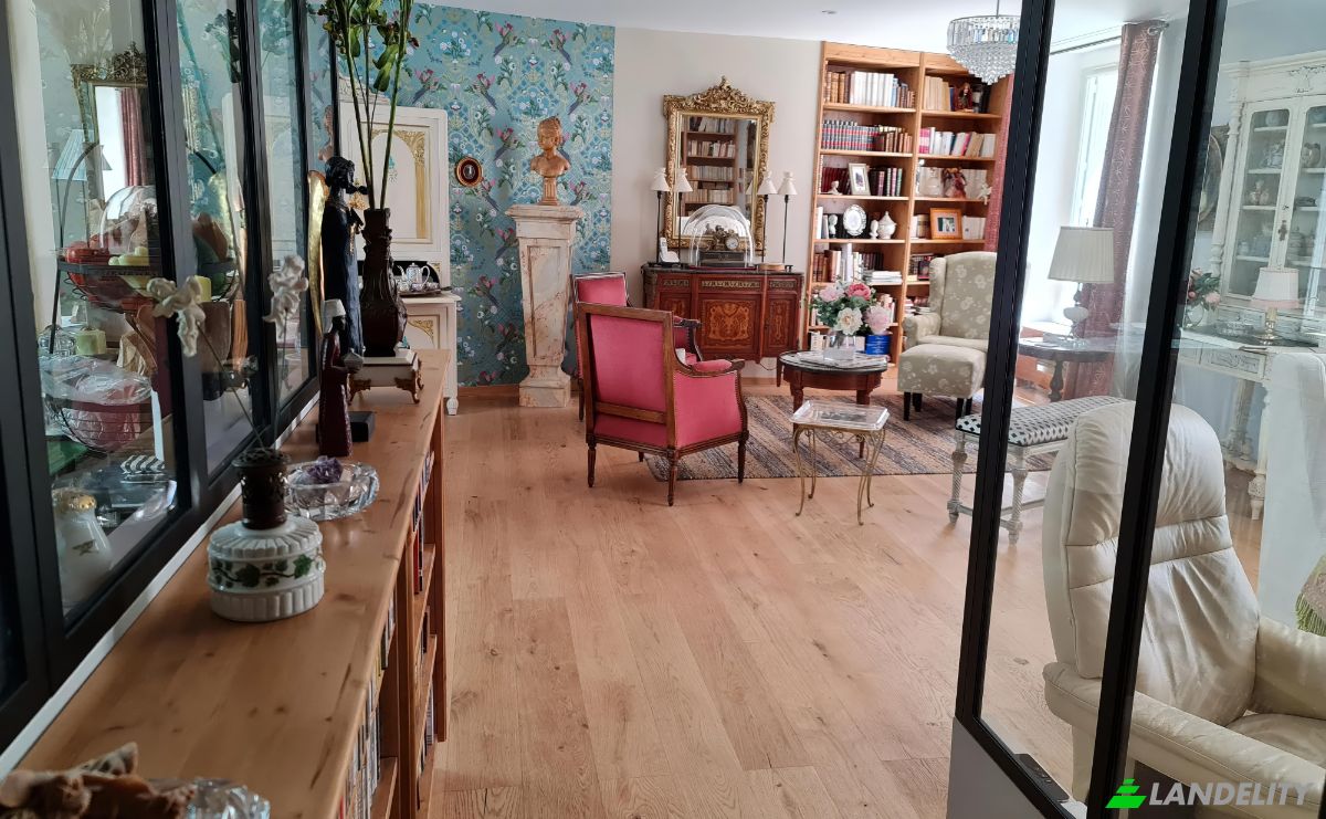 Townhouse for Sale Rue des Cordelieres, 43000 Le Puy-en-Velay, Le Puy, Haute-Loire, Auvergne-Rhone-Alpes, France. Photo 4