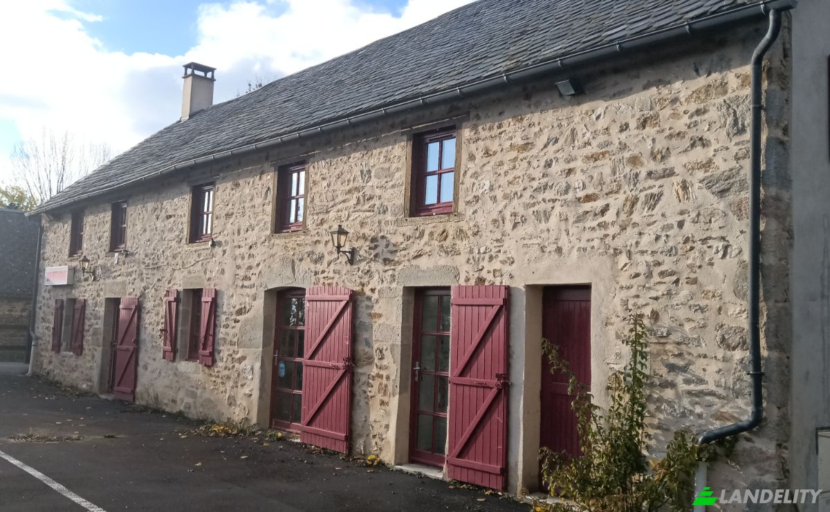 Single Family Home for Sale Rte de Clermont, 19200 Thalamy, Thalamy, Correze, Nouvelle-Aquitaine, France. Photo 2