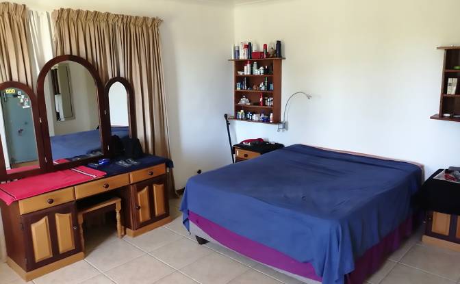 Single Family Home for Sale OLIENHOUT CRESCENT. Photo#15 Single Family Home for Sale OLIENHOUT CRESCENT. Photo#15
