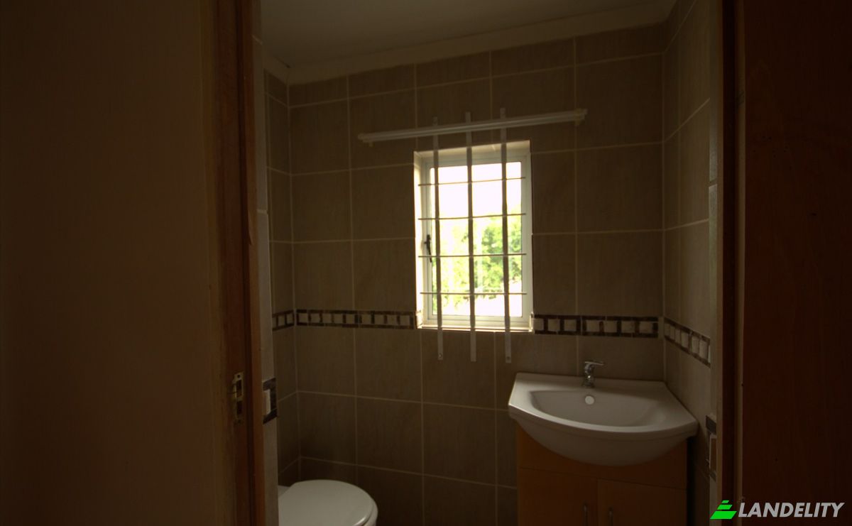 Single Family Home for Sale OLIENHOUT CRESCENT, Venterstad, Joe Gqabi District Municipality, Eastern Cape, South Africa. Photo 4