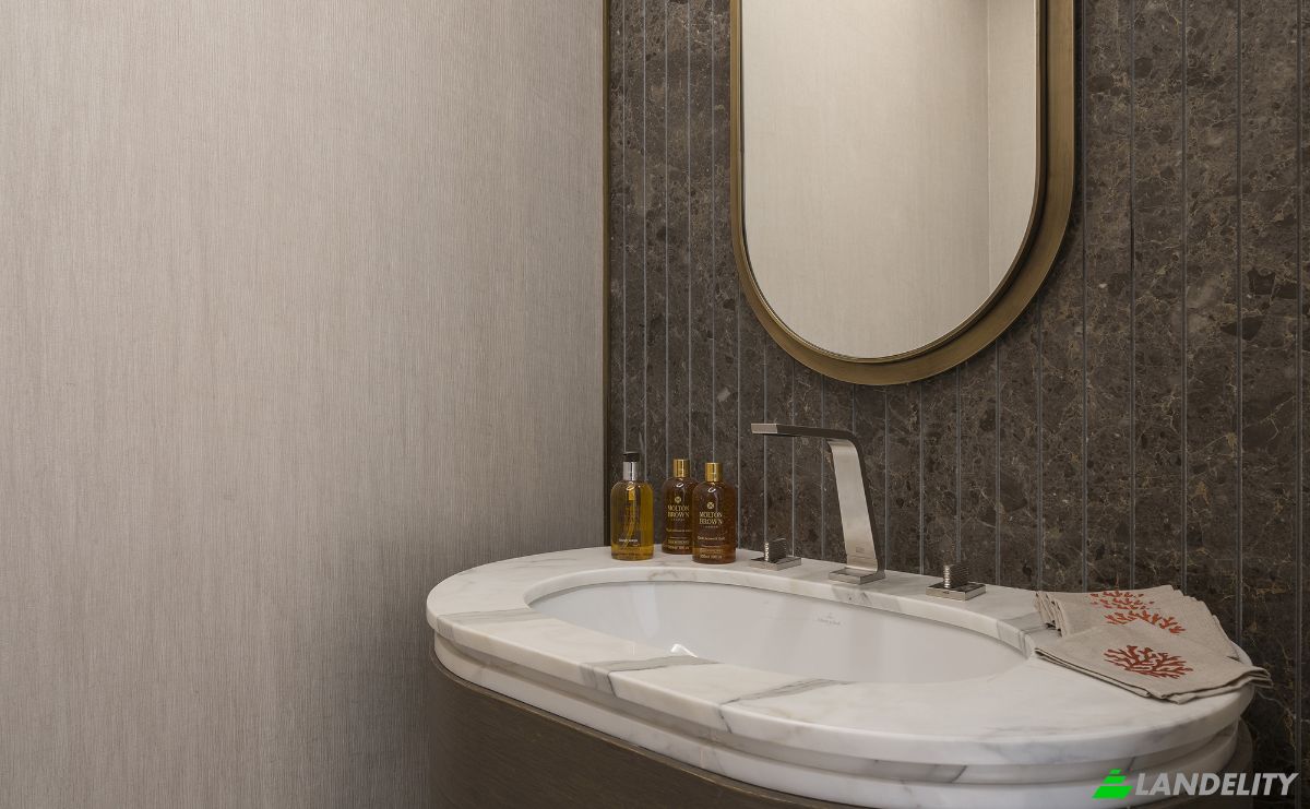 Apartment for Sale Kazlicesme, Abay Cd No:215, 34020 Zeytinburnu Istanbul, Istanbul, Zeytinburnu, Turkiye. Photo 2