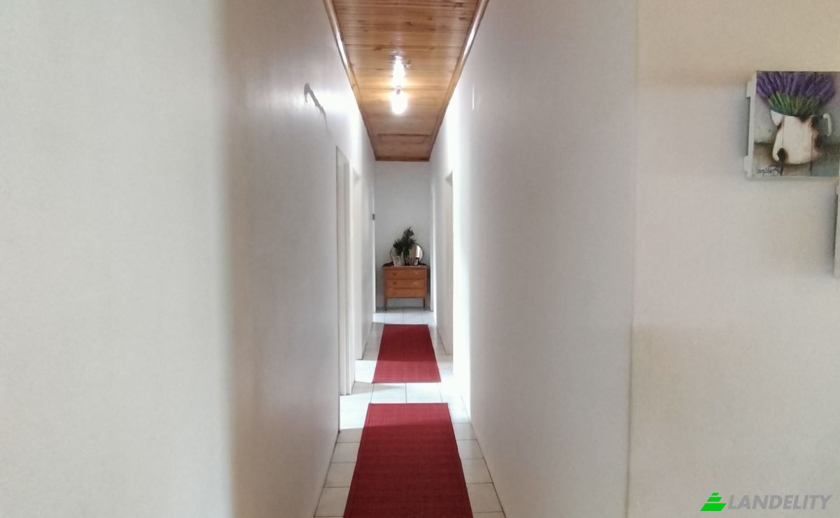 Single Family Home for Sale Elemans St, Vanes Estate, Kariega, Nelson Mandela Bay Metropolitan Municipality, Eastern Cape, South Africa. Photo 3