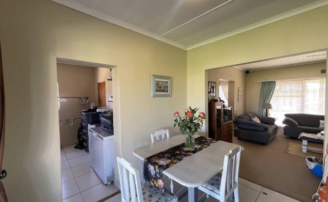 Casa unifamiliar à venda Greyling St, Campher Park. foto#5