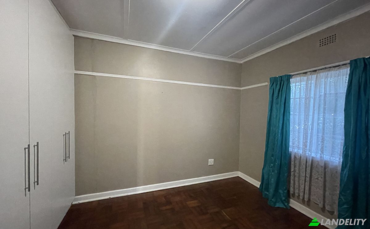 Single Family Home for Sale Main St, Heuwelkruin, Despatch, Nelson Mandela Bay Metropolitan Municipality, Eastern Cape, South Africa. Photo 10
