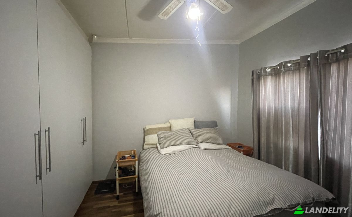 Single Family Home for Sale Main St, Heuwelkruin, Despatch, Nelson Mandela Bay Metropolitan Municipality, Eastern Cape, South Africa. Photo 12