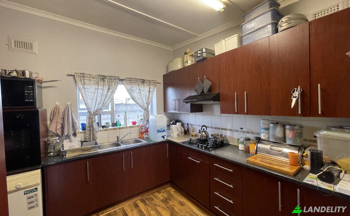 Single Family Home for Sale Main St, Heuwelkruin, Despatch, Nelson Mandela Bay Metropolitan Municipality, Eastern Cape, South Africa. Photo 14