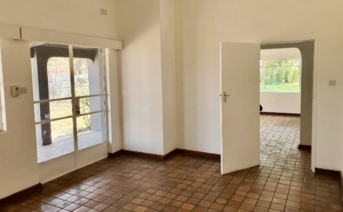 Dom jednorodzinny na sprzedaż Baobab Dr, Hwange. Zdjęcie#4