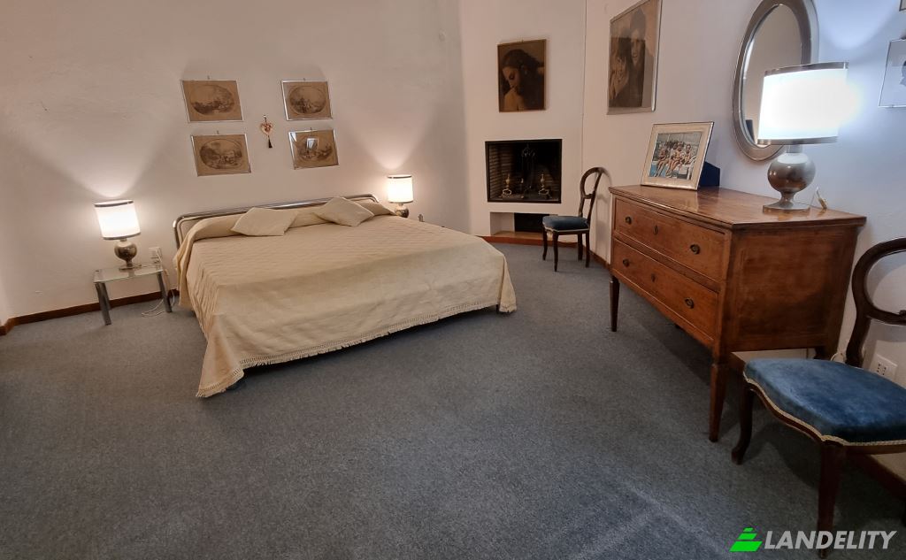 Single Family Home for Sale Via Martiri della Liberta, 53040 Cetona SI, Cetona, Province of Siena, Tuscany, Italy. Photo 11