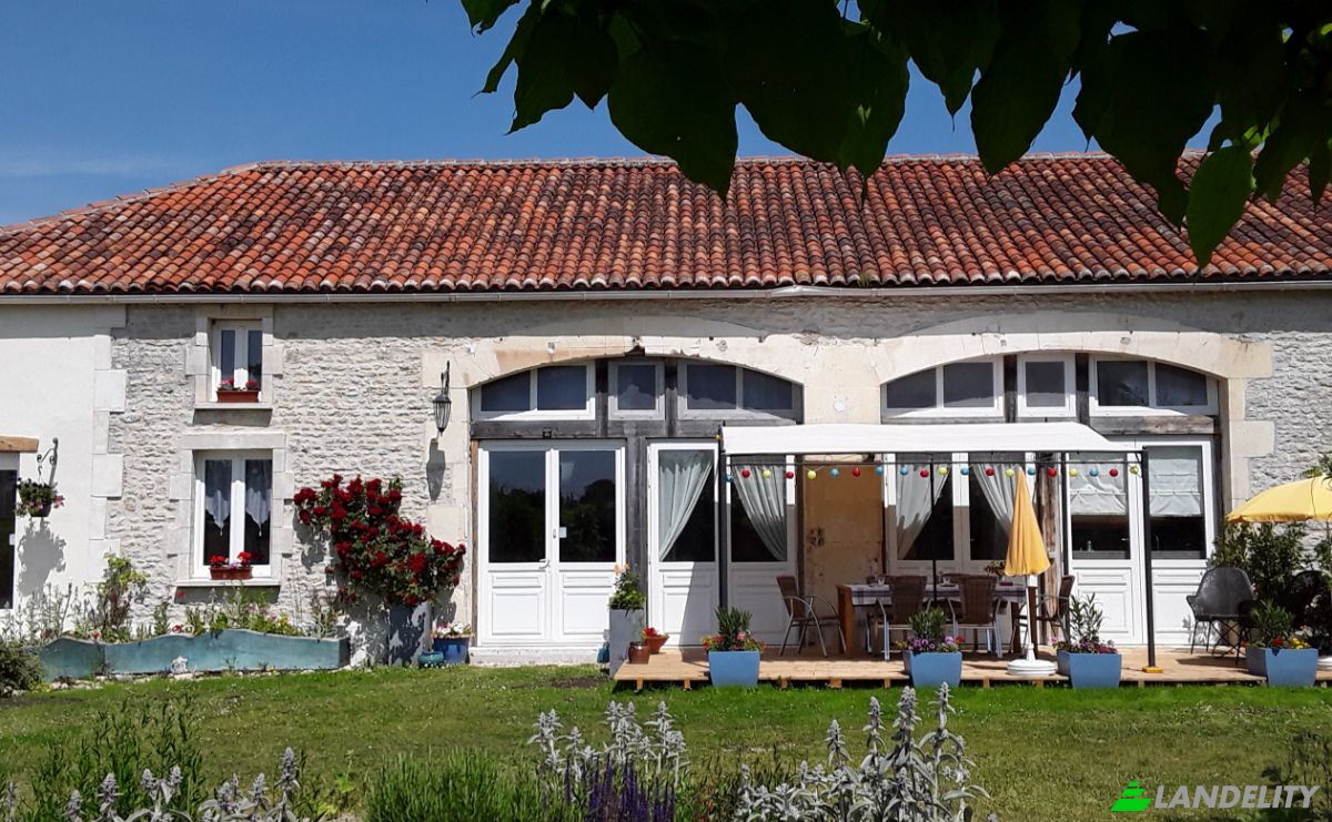 Single Family Home for Sale Rte de LOcean, 17490 Bresdon, Bresdon, Charente-Maritime, Nouvelle-Aquitaine, France. Photo 10