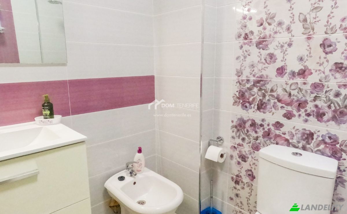 Apartment for Sale Av Adeje, Adeje, Santa Cruz de Tenerife, Canary Islands, Spain. Photo 7