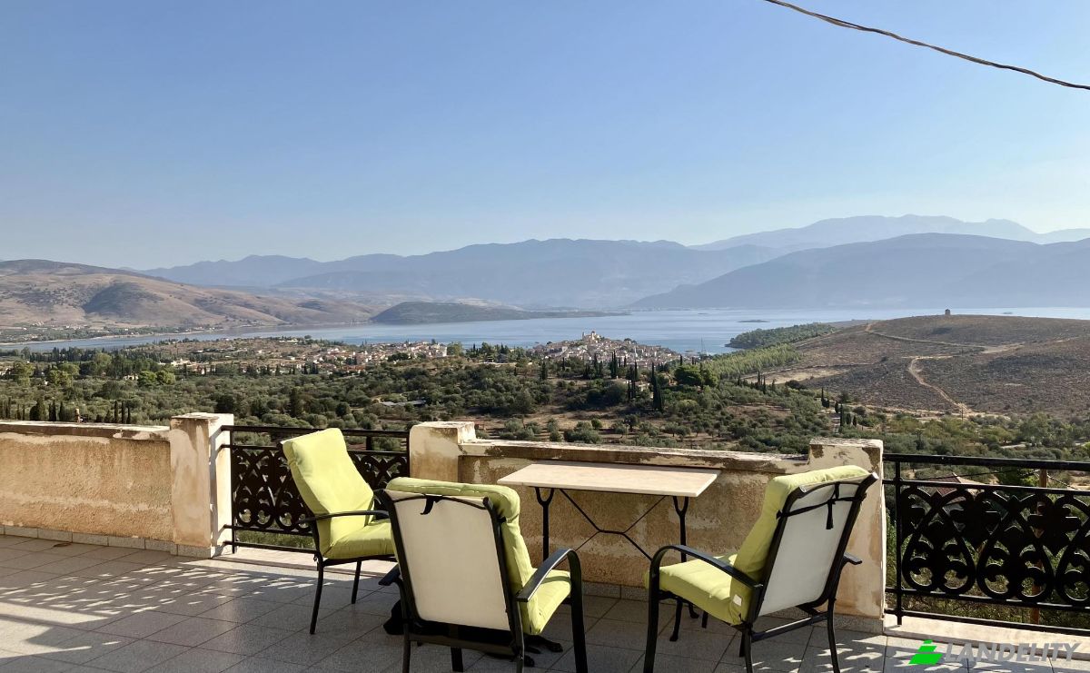 Single Family Home for Sale Delfi, Galaxidi, Central Greece, Decentralized Administration of Thessaly and Central Greece, Greece. Photo 3