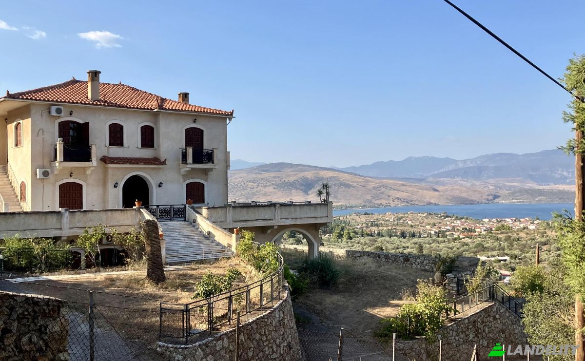 Single Family Home for Sale Delfi, Galaxidi, Central Greece, Decentralized Administration of Thessaly and Central Greece, Greece. Photo 1