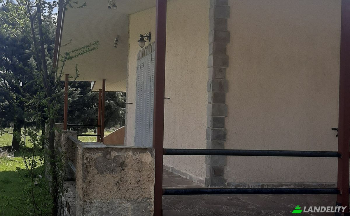 Single Family Home for Sale EO Livadias Amfissas, Zemeno Arachovas, Central Greece, Decentralized Administration of Thessaly and Central Greece, Greece. Photo 4