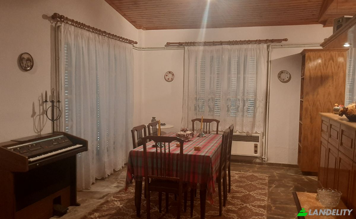 Single Family Home for Sale EO Livadias Amfissas, Zemeno Arachovas, Central Greece, Decentralized Administration of Thessaly and Central Greece, Greece. Photo 8