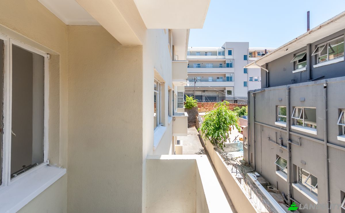 Apartment for Sale Kloof St, Gardens, Cape Town, City of Cape Town Metropolitan Municipality, Western Cape, South Africa. Photo 12