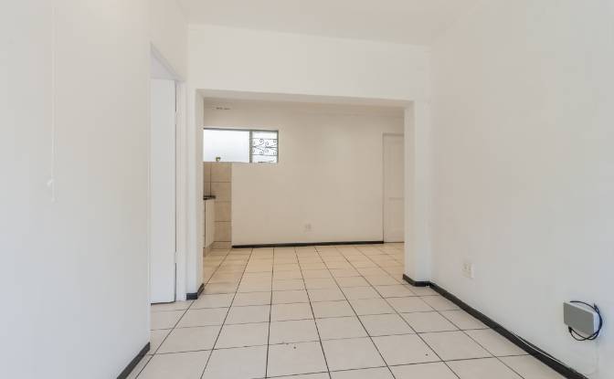 Apartment for Sale Kloof St, Gardens, Cape Town. Photo#3 Apartment for Sale Kloof St, Gardens, Cape Town. Photo#3